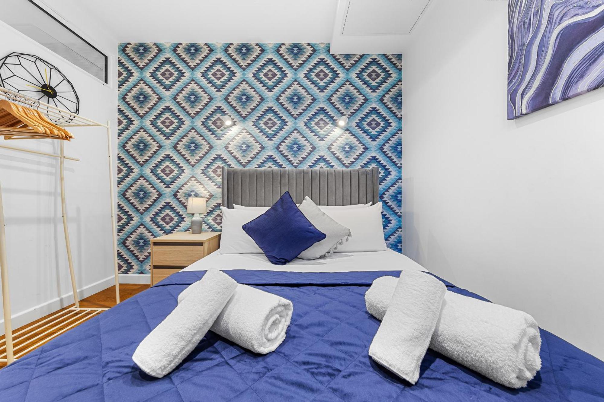 Modern One Bedroom Flat - Near Heathrow, Windsor Castle, Thorpe Park - Staines Tw18 Appartamento Londra