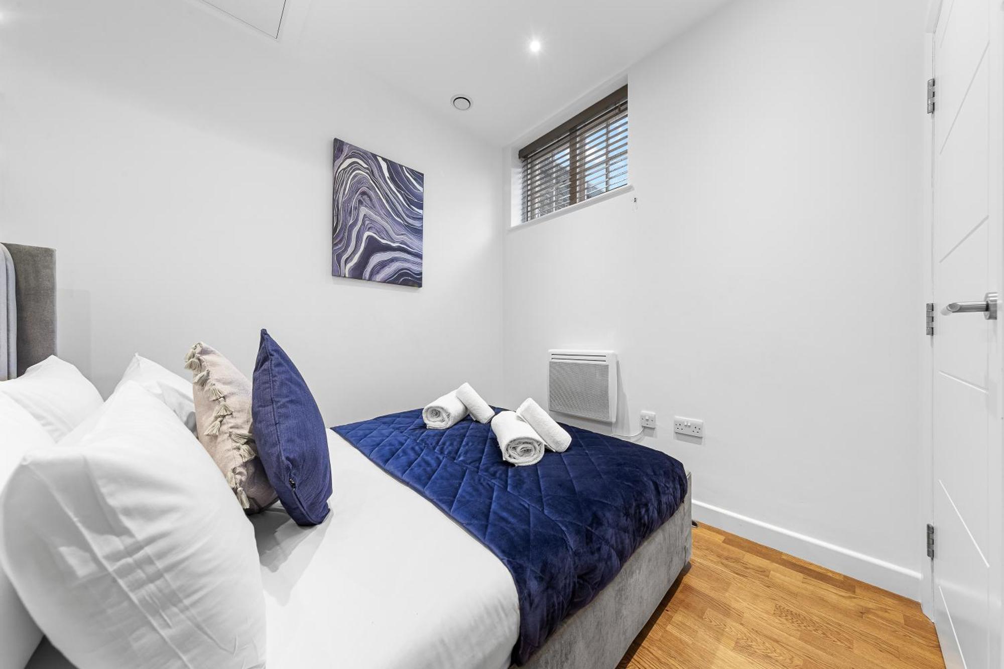 Modern One Bedroom Flat - Near Heathrow, Windsor Castle, Thorpe Park - Staines Tw18 Appartamento Londra